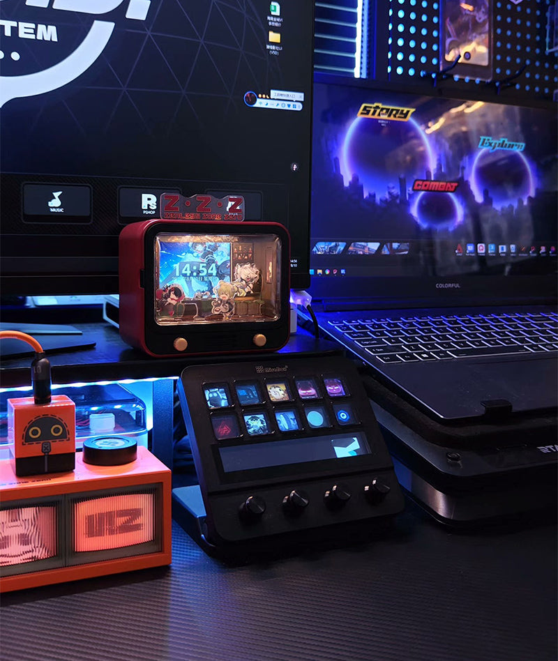 ZZZ Victoria Housekeeping Mini TV Ornament